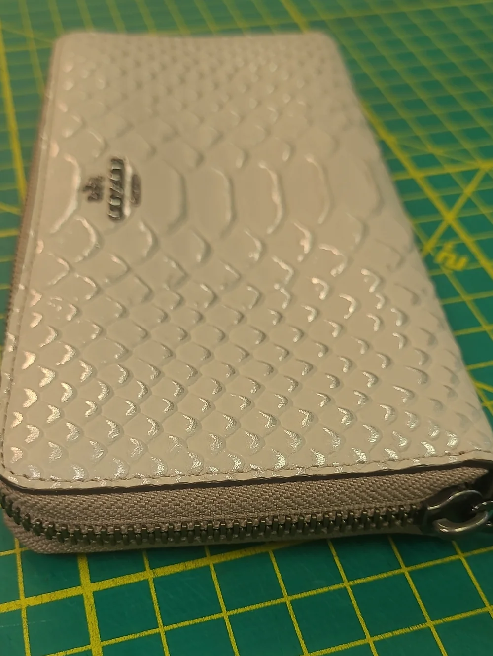 COACH METALLIC SNAKE EMBOSSED LEATHER WALLET Pink Silver